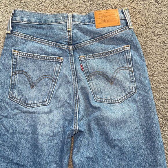 LEVI'S BIG E WEDGIE WIDE LEG ALTERED RAW HEM HIGH WAISTED BLUE JEANS -W 25 L 27 - Picture 6 of 12